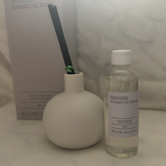 Frankincense Reed Diffuser Kit - Picture 1 of 2